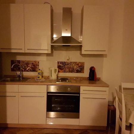 Studio Apartman Via Šibenik Buitenkant foto